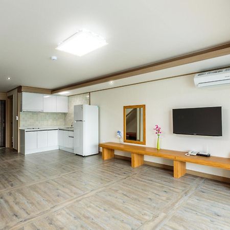 Suandsu Resort Чеджудо Номер фото